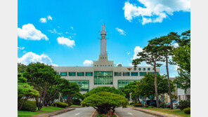 채팅앱 통해 알게된 여중생과 횟수당 5만원 주고 성관계한 20대