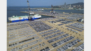 7월 무역수지 16.3억불로 2개월 연속 흑자…수출 16.5%↓