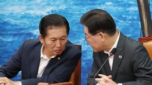 정청래 “이재명 10월 사퇴설, 술자리 안줏거리…지어낸 이야기”