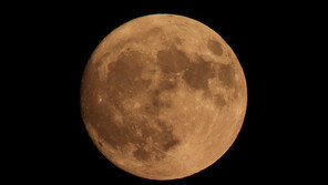 “블루문 볼 수 있다”…8월, 슈퍼문 두 번이나 뜬다