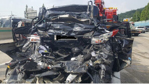 천안 경부고속도로서 차량 8대 연쇄 추돌… 4명 다쳐 