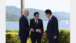 FT “美, 3국 성명에 ‘한일 공격받으면 의무적으로 협의’ 포함 추진”