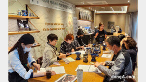 스타벅스 ‘시니어 상생음료’, 10개월 만에 5만잔 이상 팔려