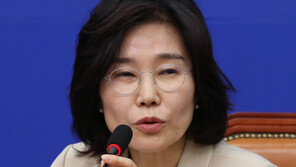 與, ‘대통령 호칭 생략’ 김은경에 “국민에 최소한 예의 보여야”