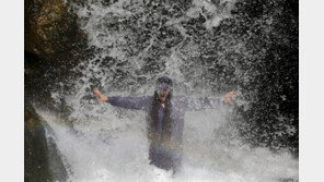 너무 더워서 쉽니다…이란 ‘50도 폭염’에 이틀간 공휴일 선포