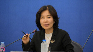 ‘노인비하’ 논란 김은경, 4일 만에 사과 입장 밝힌다