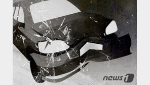 속도 줄이지 못한 경차 전복…여성 3명 현장에서 사망