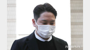 檢, 강제추행 혐의 아이돌 출신 힘찬에 징역 1년 구형