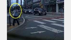 “부딪히지도 않았는데”…신호위반 차 뒷모습 찍어 치료비 요구한 女