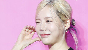 ‘이수만 조카’ 소녀시대 써니, SM 떠났다 “용기 내 새로운 환경으로”