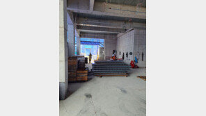 안성 상가 신축 공사장 붕괴, 2명 매몰