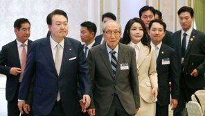 尹, 독립유공자와 오찬…“독립운동은 자유민주주의 국가 건국운동” 