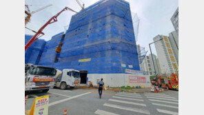 안성 붕괴사고 20·30대 남성 매몰자 2명 심정지…5명 부상