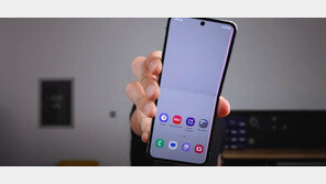 삼성의 ‘거짓말’…20만번 접힌다던 Z플립5, 40만번에도 멀쩡