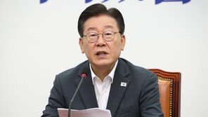 [단독]檢출석 앞둔 이재명, 연이틀 원내·외에 편지…“1원 한푼 사익 없다”