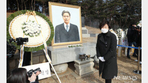 윤주경 “백선엽 친일 문구 삭제, 역사 정확히 기록한 것 아냐”