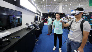 ‘첨단 디스플레이 다 모였네’ 