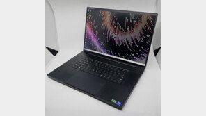 [리뷰] 상위 1%급 게이밍 노트북, 레이저 블레이드 18