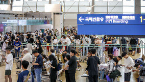 “쉬고 왔는데 몸이 왜이러지”…목·허리 골골 ‘휴가 후유증’