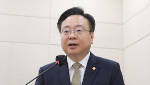 조규홍 “정신질환자 치료 중요…전 국민 정신건강 혁신안 마련 중”