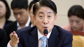 이동관 인사청문회 ‘아들 학폭-방송장악 의혹’ 공방