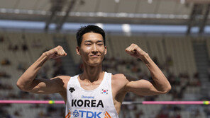 높이뛰기 우상혁, 세계선수권 예선 가뿐히 통과… 23일 결선 도전