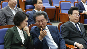 민형배 “이재명 체포동의안 표결 때 전원 퇴장”→고민정 “明 약속은 어디로?”