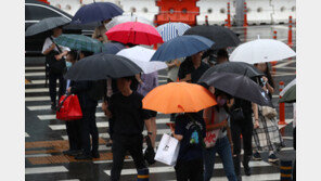 22~24일 전국 ‘강하고 많은 비’…체감 30도 더위는 유지