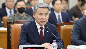 국방부 “해병1사단장 과실 있다”면서 혐의 적시않고 경찰 이첩