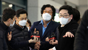 이재명에 날 세운 김성태 “대북송금 결정할 때마다 통화”