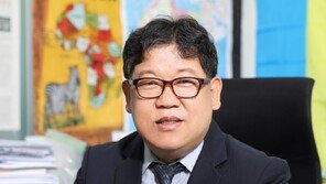 AI-데이터 솔루션 공급… 사업영역 확대 