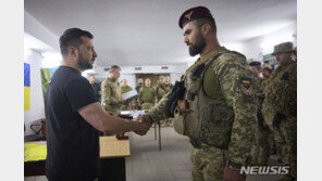 우크라군, 남부 로보티네 마을 장악…대반격 힘받는다