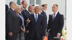 폴란드 대통령 “러시아, 전술핵 벨라루스로 이전 중”