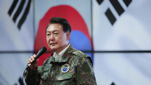 尹대통령 “북 미사일 분석결과 미일 공유…추가 도발 철저 대비”