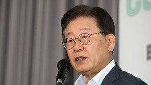 이재명, 북 정찰위성 발사에 “도발 멈추고 외교의 장으로 나오라”