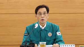 정부, 추석 전 스타벅스 등 외식업계 CEO만나 가격인상 자제 요청