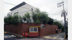 [단독]MB “논현동 집 지분 50% 150억에 되사겠다” 