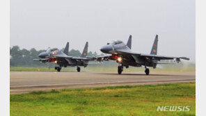 中, 美의 대만 무기판매에 항공기 32대 함선 9척 대만해역 보내