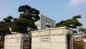 태양광 공사비 부풀려 부당 대출…뇌물 8000만원까지 챙긴 전 정읍시의장