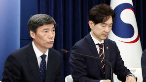 “후쿠시마 방문 전문가 1차 미팅…출입 허용 등 문제 협의 중”