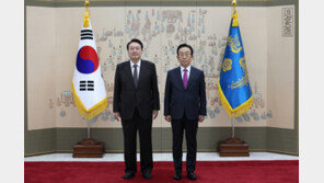 尹대통령, 민주평통 자문위원 2만1000명 위촉…간부 대거 교체