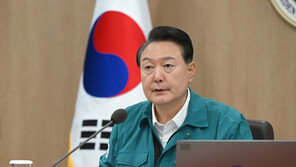 尹대통령 “추석 물가 안정에 최우선 역점”…점심은 수산물로