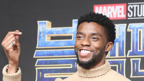 故 채드윅 보스만, 오늘 3주기…‘블랙팬서’ 향한 그리움