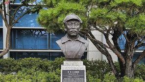 여당 내에서도 ‘홍범도 흉상 이전’ 논란…“공주의자” vs “백지화해야”