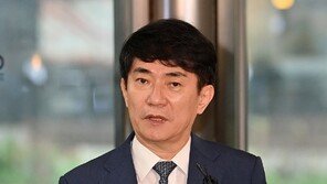 [단독]이균용, 10억 원 상당 가족 비상장주식 신고 누락…“송구”