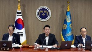 尹, 국무위원 향해 “싸우라고 그 자리 있는 것”… ‘홍보 전사’ 역할 주문도