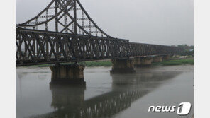 ‘北 수출통로’ 남포항 컨테이너 증가 포착…라진항엔 대형 선박