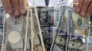 엔화, 美 금리인상 관측 후퇴에 1달러=145엔대 후반 상승 출발