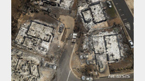 바이든, 대형산불 피해 마우이섬에 1200억 원대 지원 발표