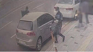 ‘총기?’ 외국인 강도 2명, 평택 환전소 털어…방탄복 입고 추격